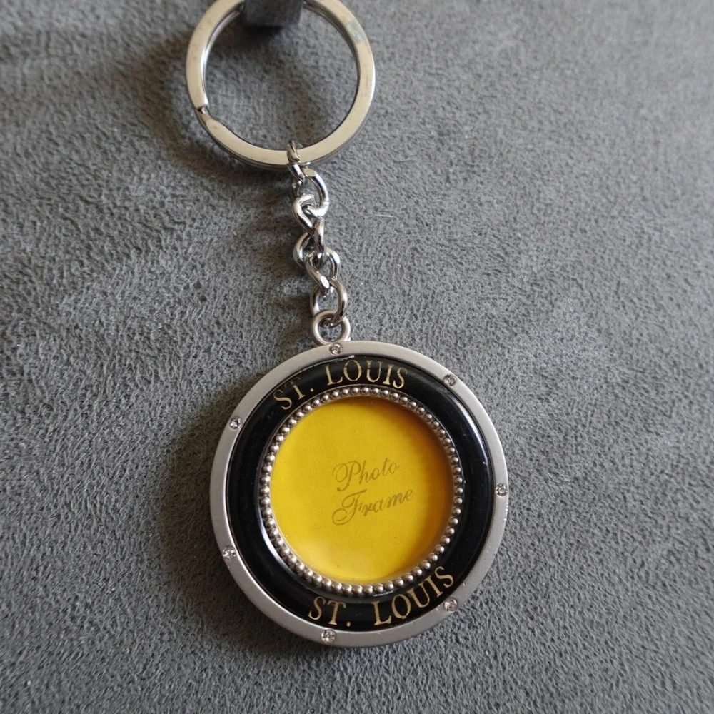 St Louis Missouri Photo Keychain Metal Novelty Route 66 Destination Travel
